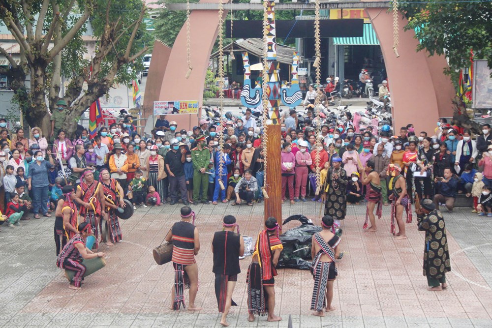 Bảo tồn Lễ hội Mừng lúa mới của người Cơ Tu để phát triển du lịch miền núi - ảnh 3