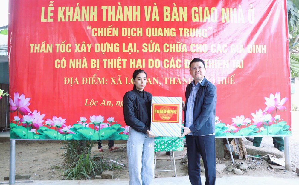 Khánh thành và bàn giao căn nhà đầu tiên trong “Chiến dịch Quang Trung” tại Huế - ảnh 1