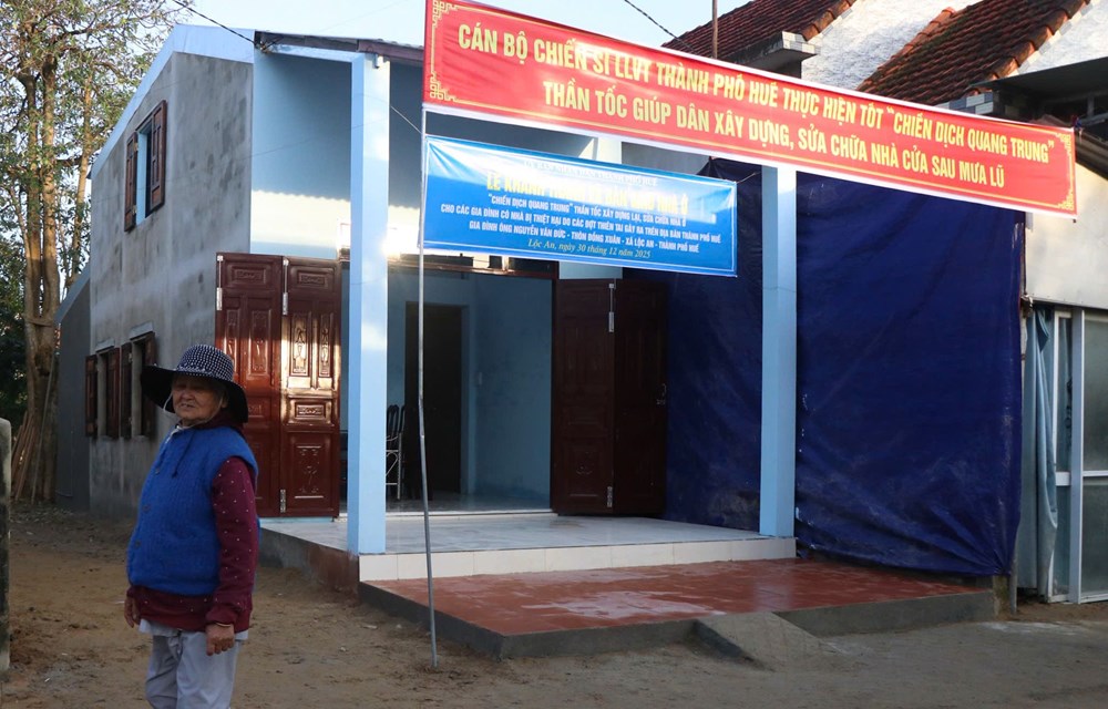 Khánh thành và bàn giao căn nhà đầu tiên trong “Chiến dịch Quang Trung” tại Huế - ảnh 2
