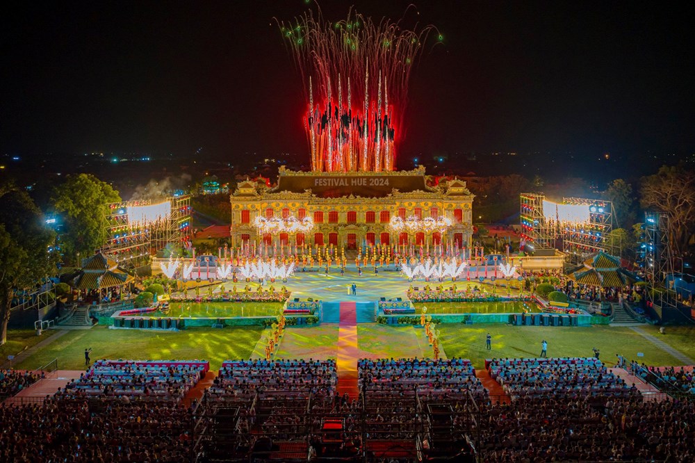 Đặt văn hóa vào trung tâm chiến lược phát triển đất nước - ảnh 1