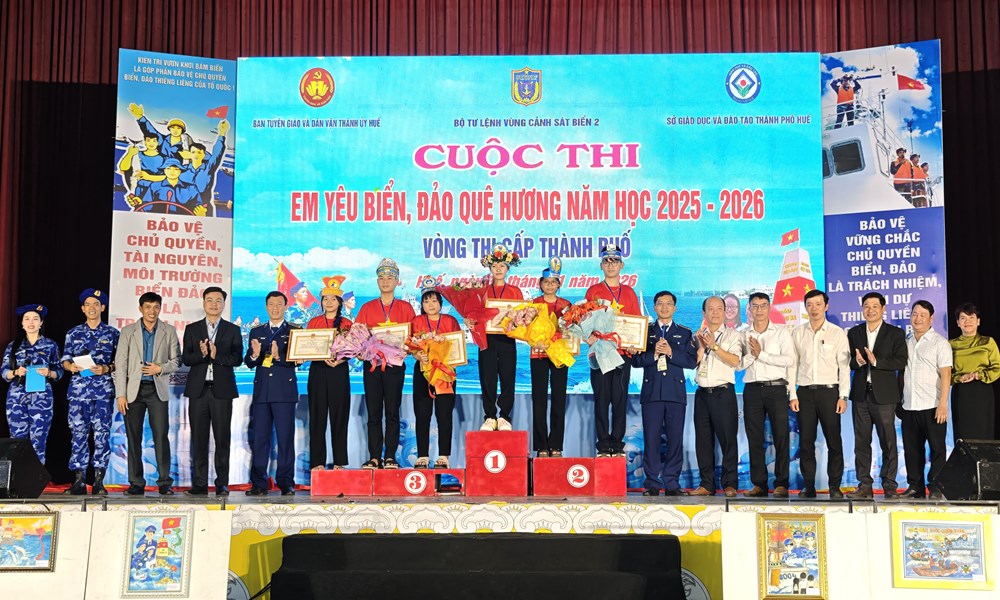 Sôi nổi Cuộc thi “Em yêu biển, đảo quê hương” tại Huế - ảnh 1