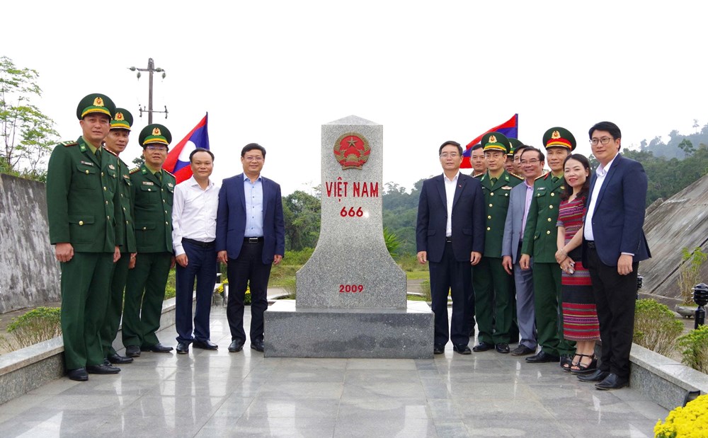 Xuân Biên phòng - ấm lòng dân bản ở vùng biên giới A Lưới  - ảnh 1