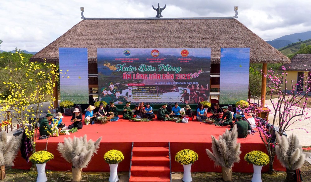 Xuân Biên phòng - ấm lòng dân bản ở vùng biên giới A Lưới  - ảnh 2