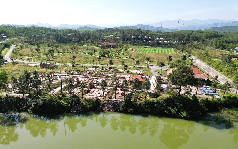  Tháo dỡ các công trình tại khu du lịch La Vela Legacy - ảnh 1