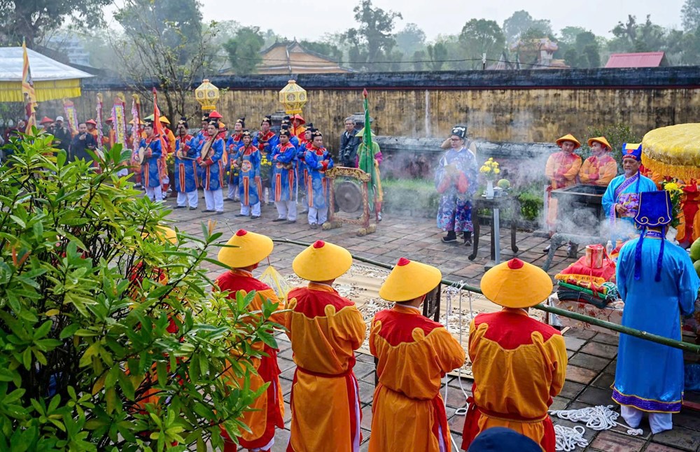 Lễ dựng nêu ở Đại Nội Huế mở đầu các chương trình “Tết Huế cùng di sản” - ảnh 3