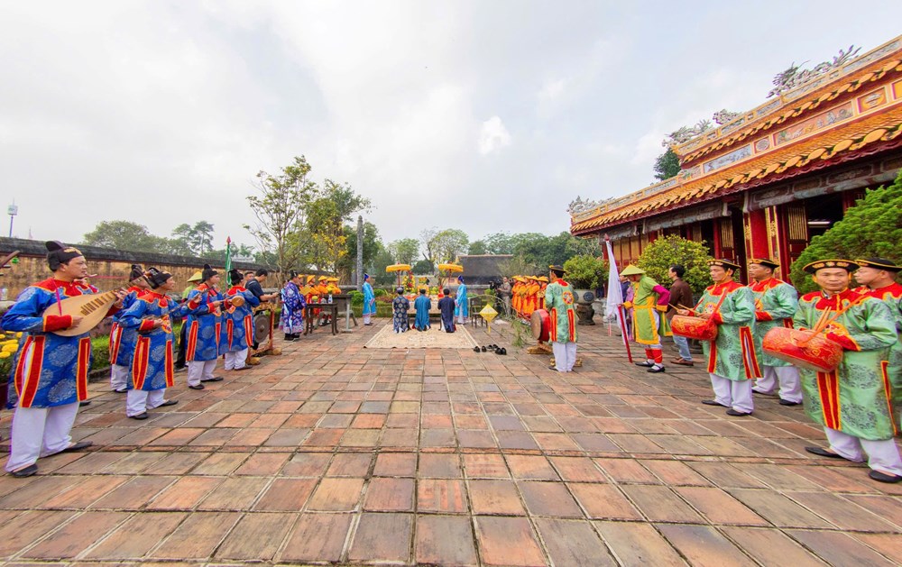 Lễ dựng nêu ở Đại Nội Huế mở đầu các chương trình “Tết Huế cùng di sản” - ảnh 4