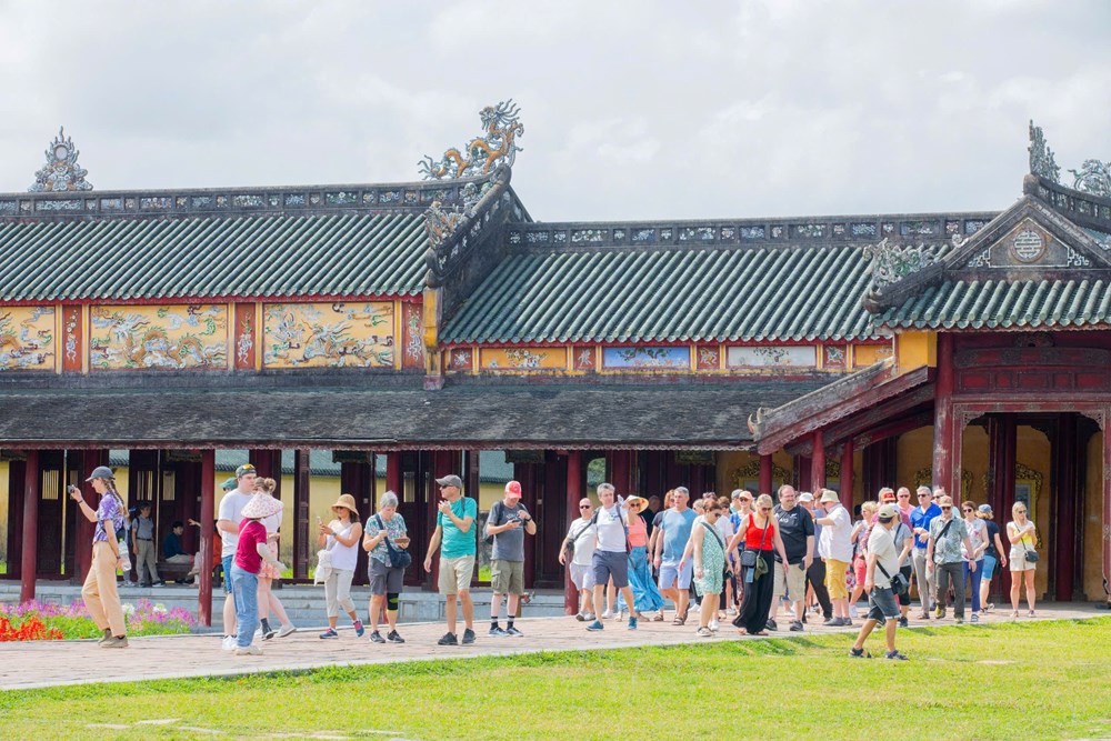 Mùng 3 Tết, các cơ sở lưu trú tại Huế vận hành gần hết công suất - ảnh 1