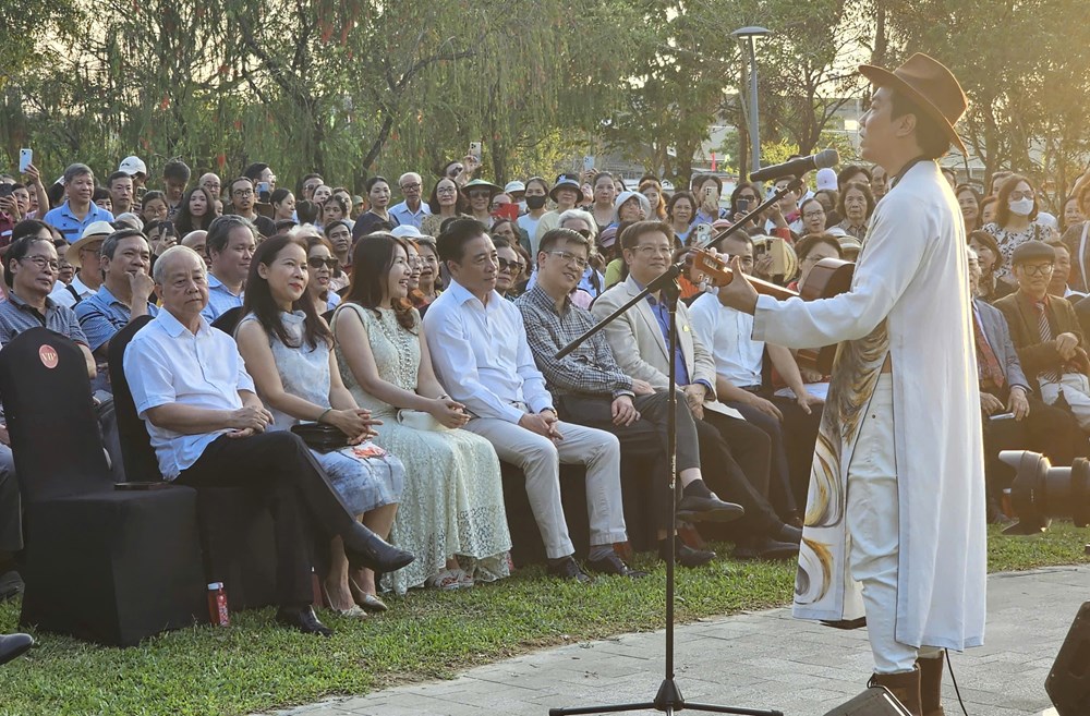 Nhạc Trịnh trở về với không gian cộng đồng ở Huế - ảnh 1