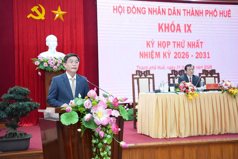 Ông Nguyễn Khắc Toàn tiếp tục được bầu giữ chức Chủ tịch UBND TP. Huế - ảnh 3