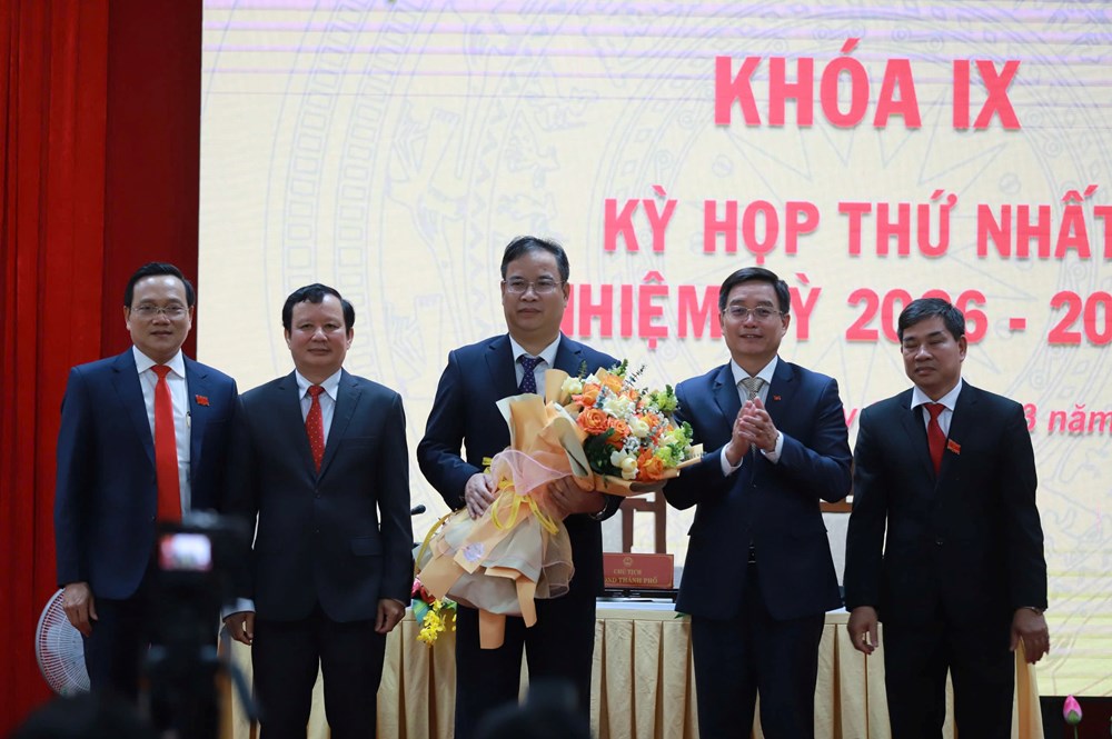 Ông Nguyễn Khắc Toàn tiếp tục được bầu giữ chức Chủ tịch UBND TP. Huế - ảnh 2