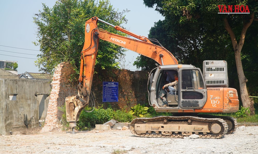 Tháo dỡ “bức tường ô nhục” ở đồn Mang Cá, mở rộng không gian giao thông Kinh thành Huế - ảnh 1