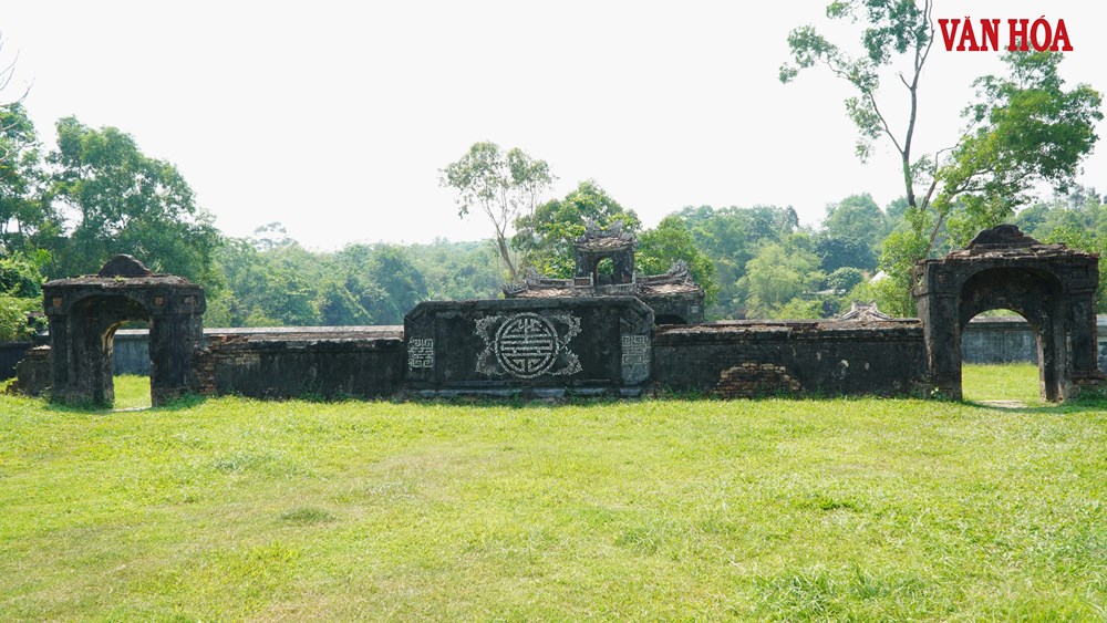 Hiện trạng xuống cấp tại di tích Điện Voi Ré - nơi thờ voi chiến triều Nguyễn - ảnh 9