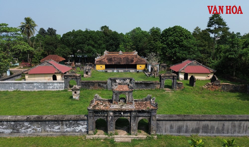 Hiện trạng xuống cấp tại di tích Điện Voi Ré - nơi thờ voi chiến triều Nguyễn - ảnh 1