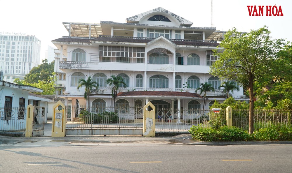 Chấp thuận xây dựng khách sạn cao cấp tại các khu đất vàng ven sông Hương - ảnh 2