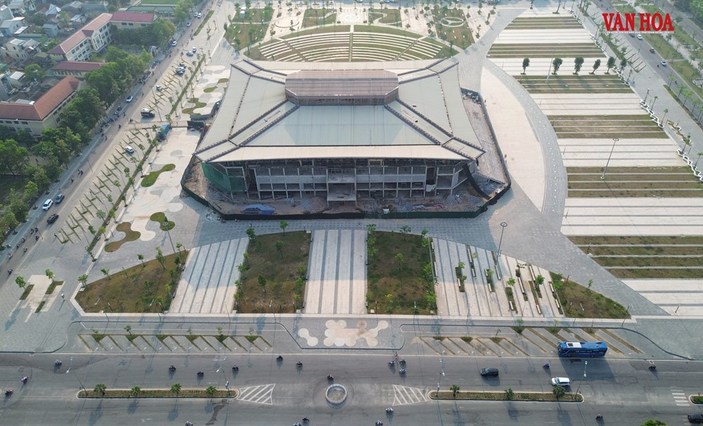 Dự án Quảng trường Văn hóa Thể thao gần 200 tỉ đồng ở Huế chậm tiến độ, lỡ hẹn dịp 30.4 - ảnh 1