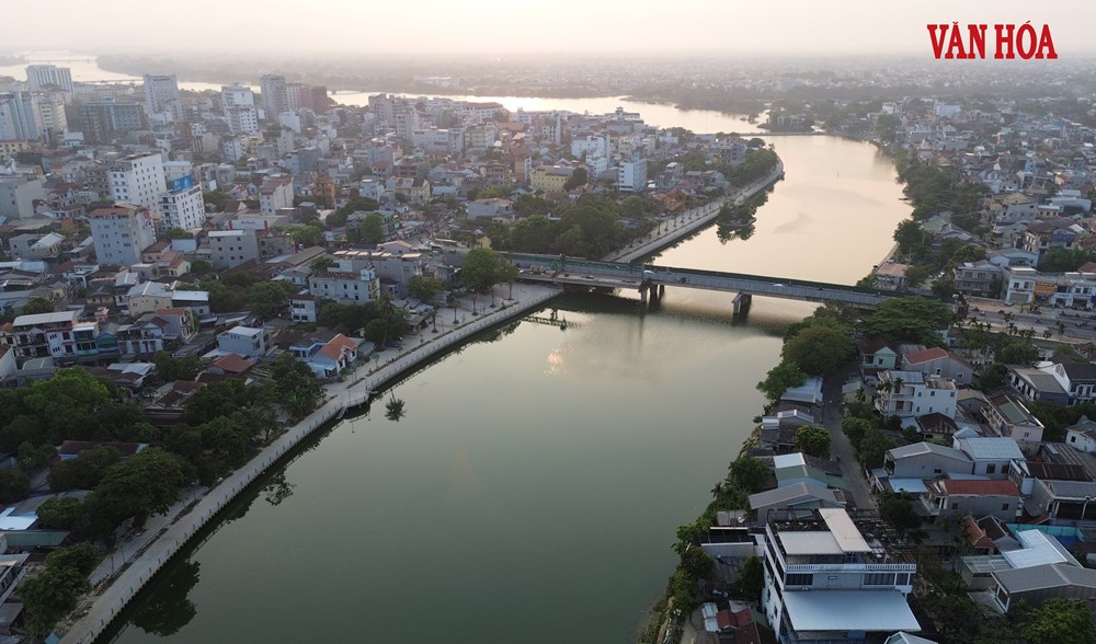 Huế: Hộ dân cuối cùng bàn giao mặt bằng dự án đường đi bộ ven sông Như Ý - ảnh 3
