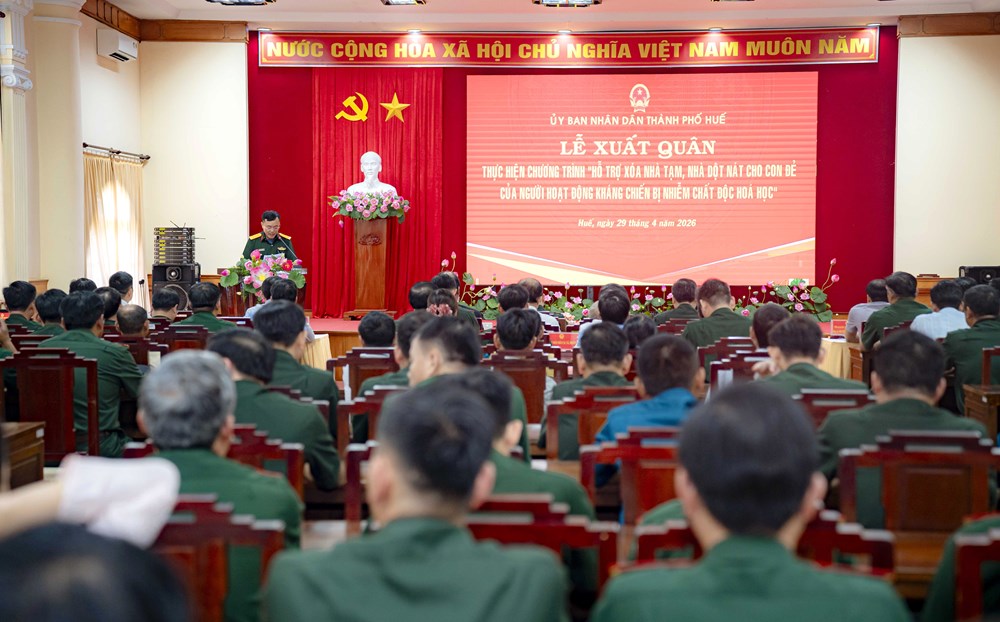 Huế xóa nhà tạm cho 83 gia đình chính sách bị ảnh hưởng chất độc hóa học - ảnh 1