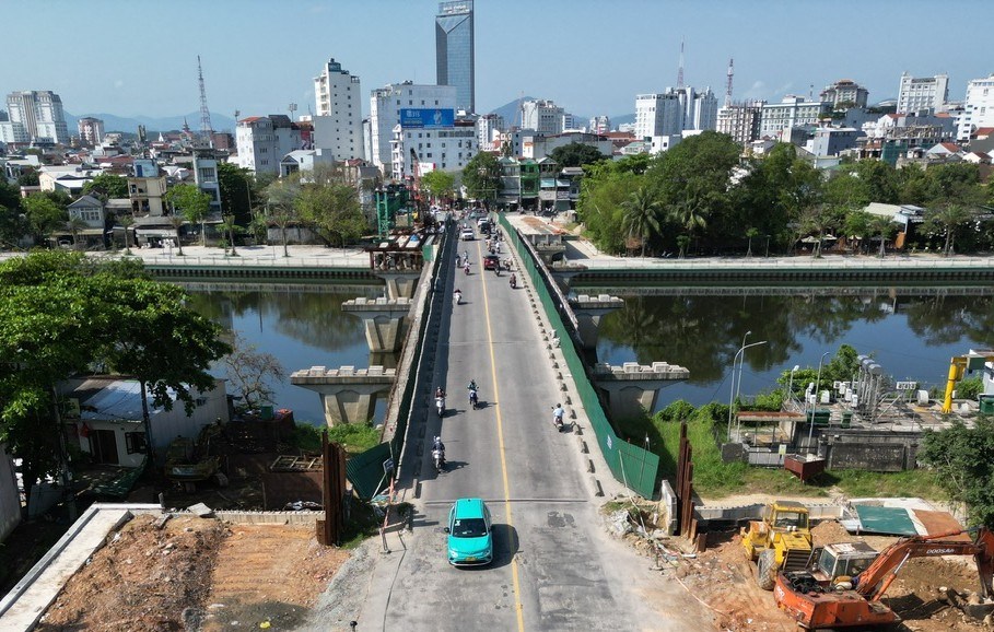 Chấm dứt hợp đồng nhà thầu vi phạm, Huế đấu thầu lại dự án cầu Vỹ Dạ - ảnh 1