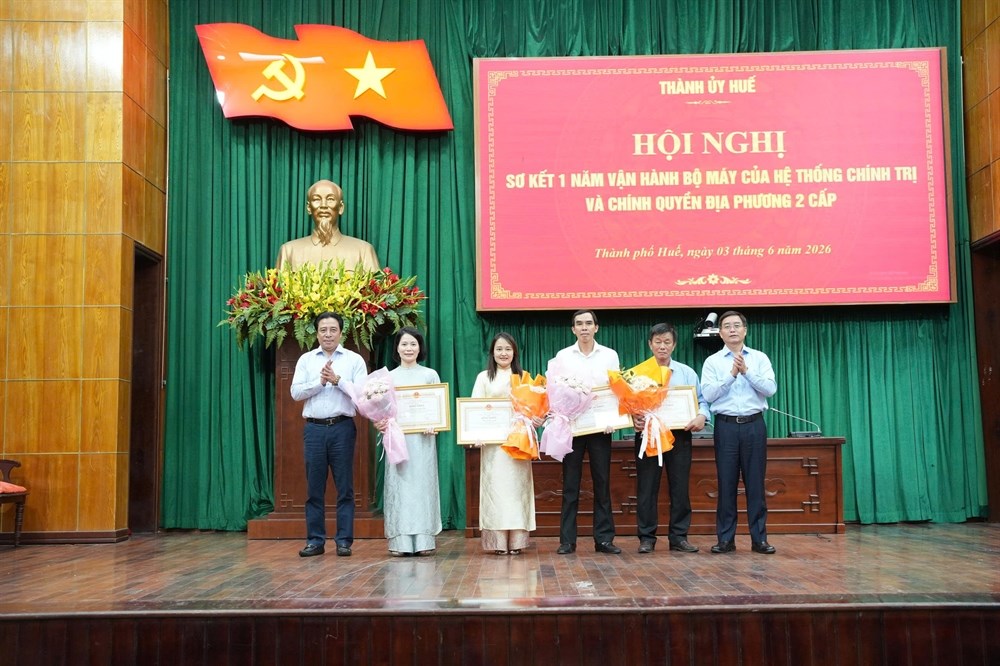 Huế tiếp tục nâng cao hiệu quả vận hành chính quyền hai cấp - ảnh 4