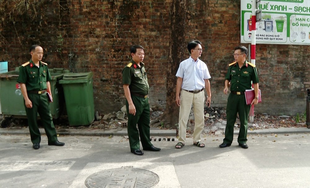 Huế: Khảo sát khu vực nghi có mộ tập thể liệt sĩ tại phường Phú Xuân - ảnh 1