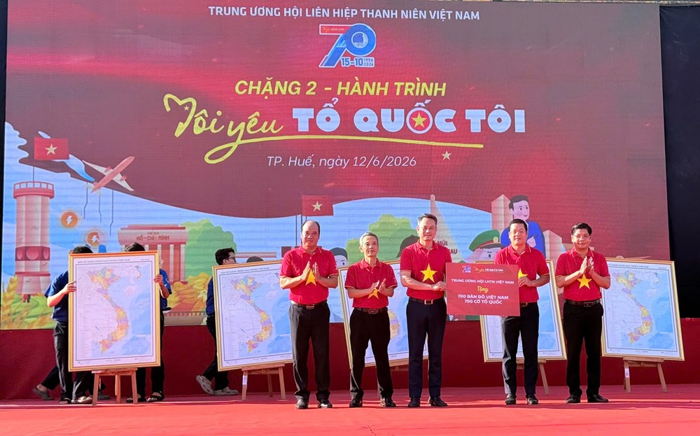 Hơn 2.000 thanh niên tham gia Hành trình “Tôi yêu Tổ quốc tôi” tại Huế - ảnh 1