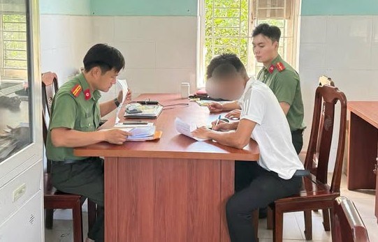 Bình luận sai sự thật, xúc phạm đoàn kỵ binh, người đàn ông ở Huế bị xử phạt - ảnh 1
