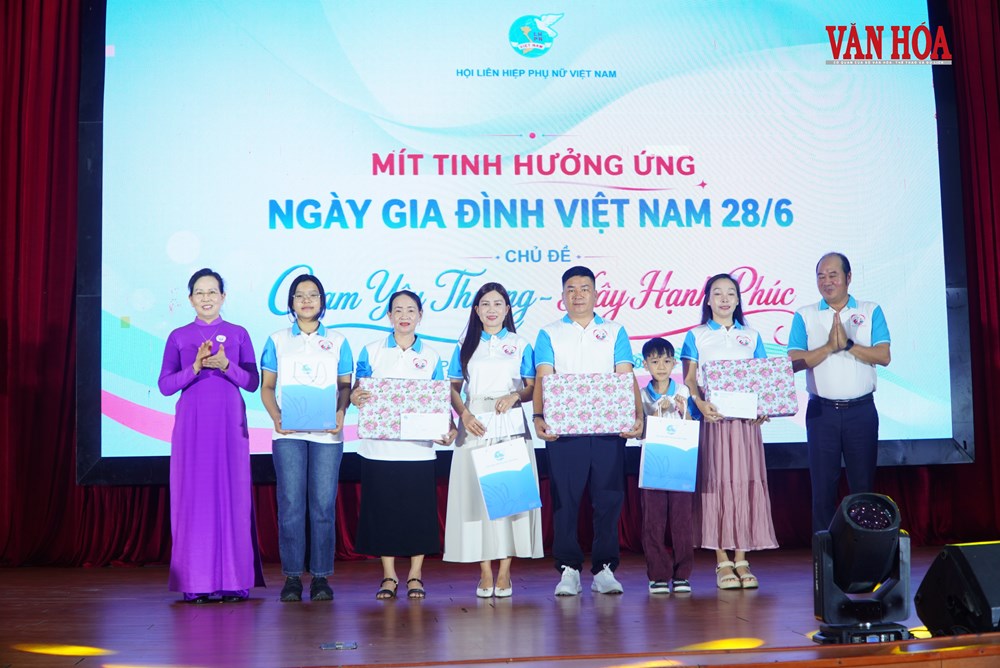 Vun đắp hạnh phúc từ yêu thương mỗi ngày - ảnh 2