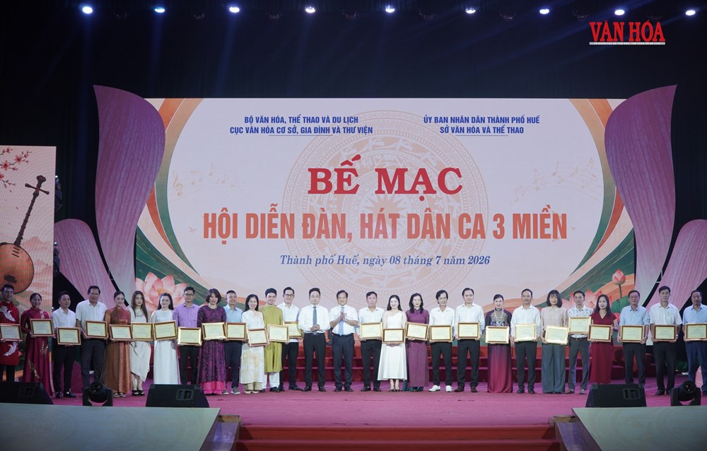 Bế mạc Hội diễn “Đàn, hát dân ca 3 miền” - ảnh 5