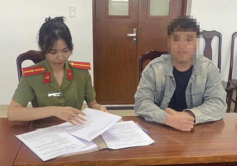 “Câu view” bằng video cá độ bóng đá, một thanh niên ở Huế bị phạt 7,5 triệu đồng - ảnh 1