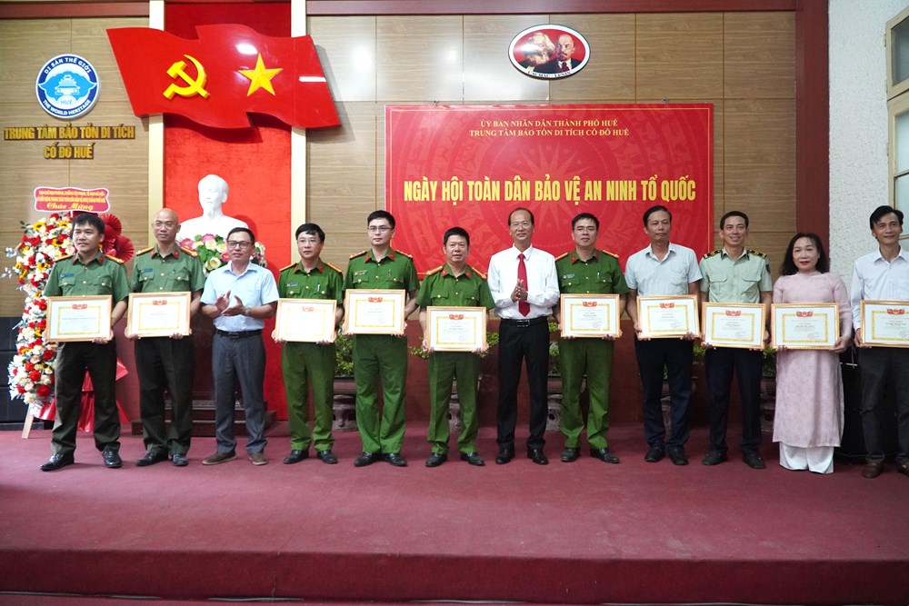 Tăng cường bảo đảm an ninh tại Quần thể Di tích Cố đô Huế - ảnh 2