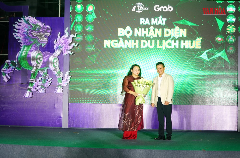Thưởng thức món ngon tại Ngày hội Văn hóa Ẩm thực Huế - ảnh 2