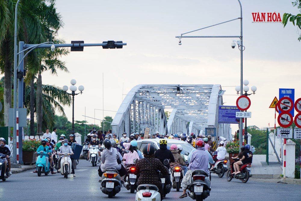 Huế xử lý hơn 1.510 trường hợp vi phạm giao thông qua camera giám sát - ảnh 1