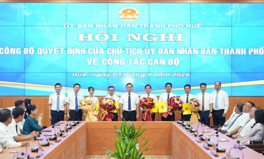 Kiện toàn cán bộ lãnh đạo Sở VHTTDL TP.Huế sau khi hợp nhất - ảnh 1
