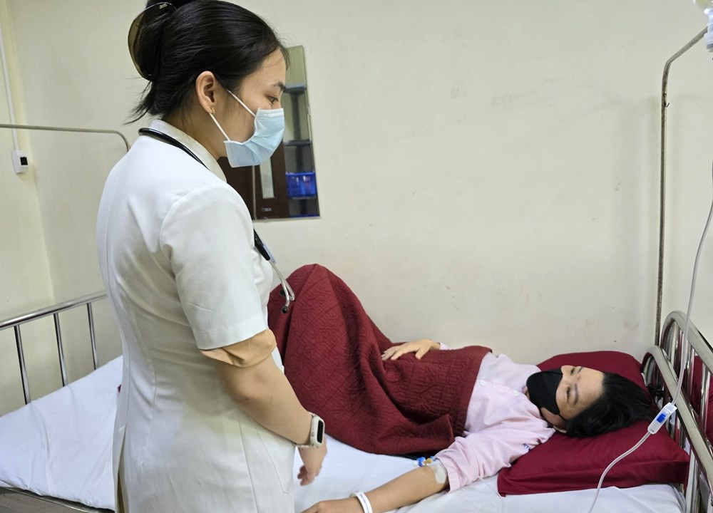155 người nghi ngộ độc thực phẩm đang dần phục hồi sức khỏe - ảnh 2