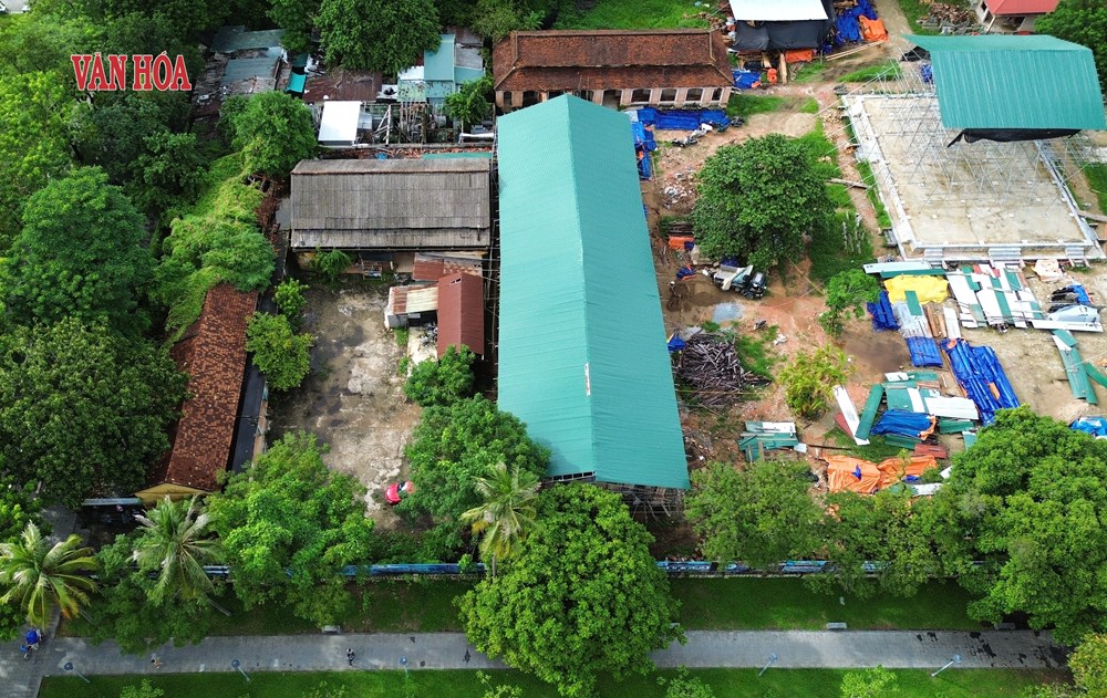 “Sống liều” trong khu nhà sắp đổ nát cạnh di tích Quốc Tử Giám - ảnh 9