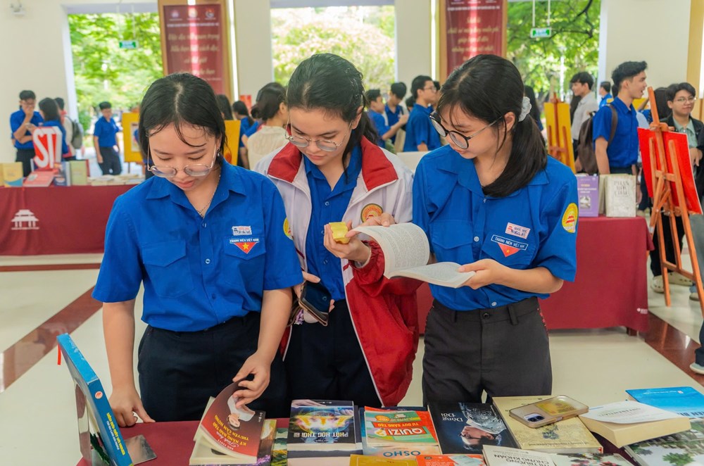 TP. Huế: Lan tỏa tình yêu sách và văn hóa đọc trong thanh niên - ảnh 2
