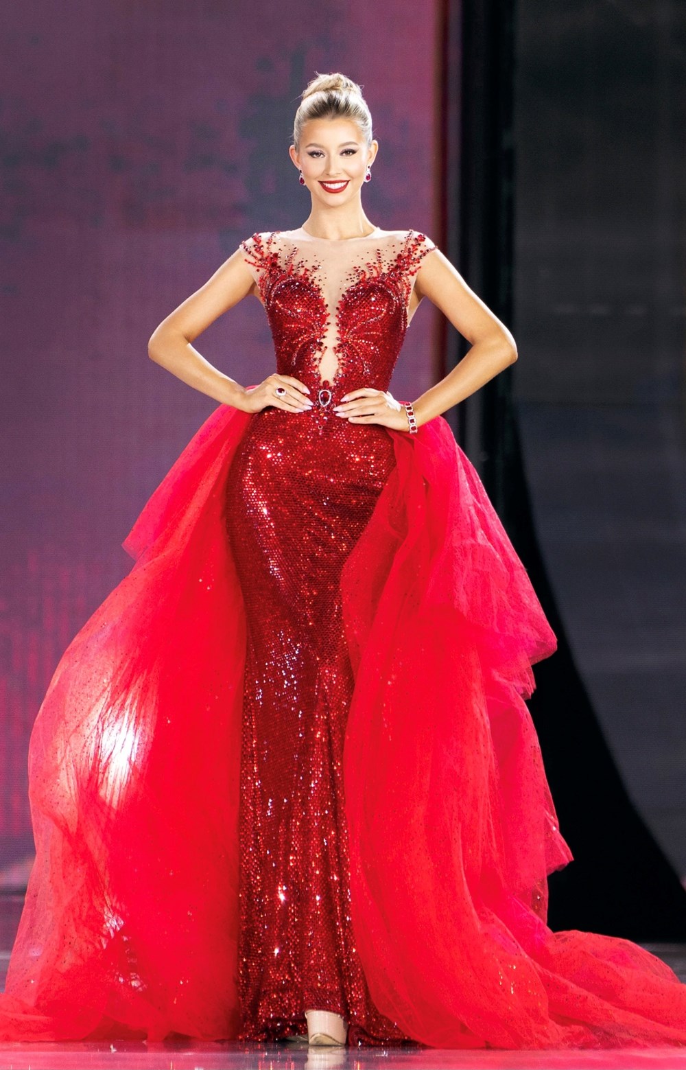 Người đẹp Mỹ đăng quang Miss Cosmo 2025 - ảnh 3