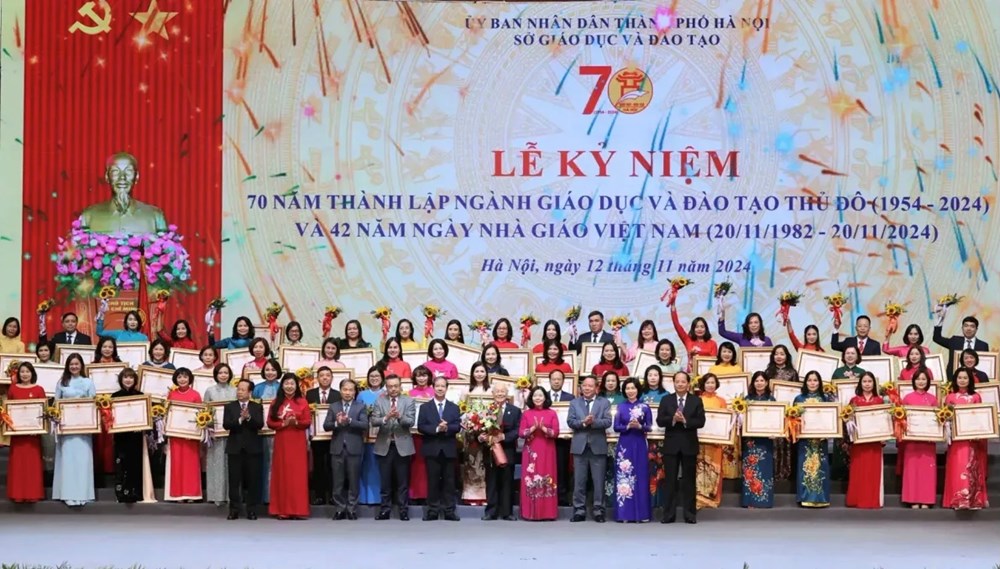 32 cá nhân được đề nghị danh hiệu cao quý “Nhà giáo ưu tú” - ảnh 1