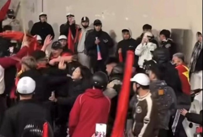 Triệu tập 5 đối tượng nghi quấy rối cô gái khi “đi bão” ở hầm Kim Liên - ảnh 1