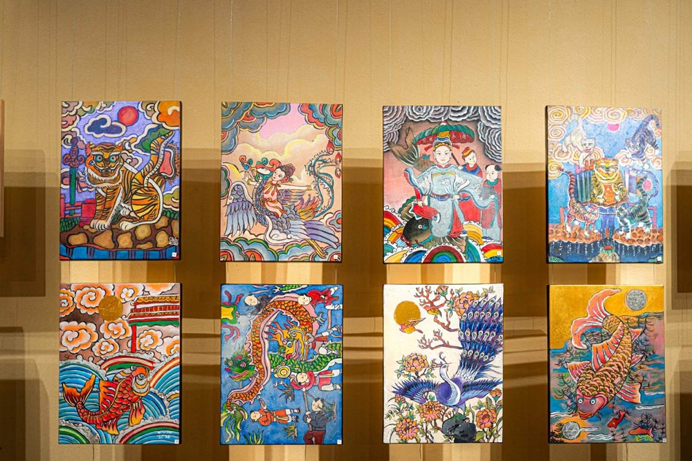 Triển lãm “Sắc màu truyền thống” đánh thức không gian đền Quan Đế  - ảnh 2