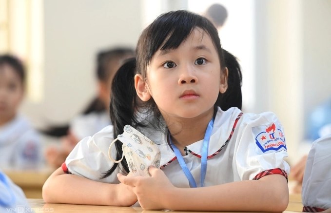 Hà Nội tinh gọn bộ máy trường học: Dự kiến giảm 35 trường công lập từ năm học tới - ảnh 1