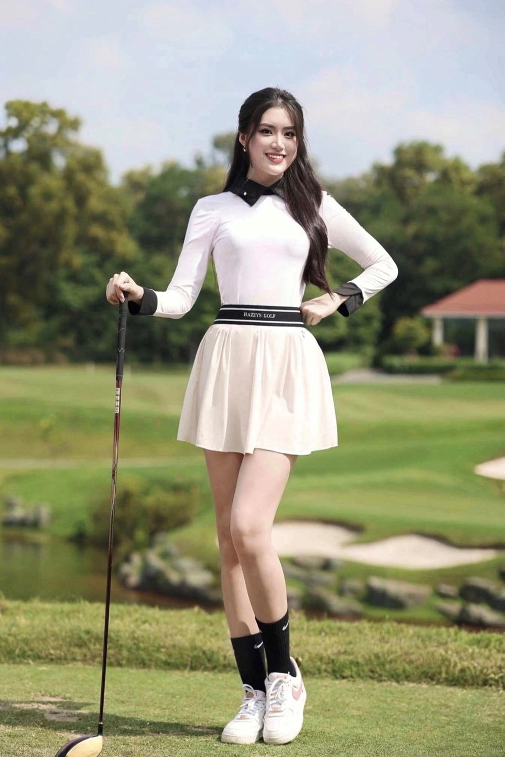 Nhan sắc đời thường gây thương nhớ của tân hoa hậu Miss World Vietnam Phan Phương Oanh - ảnh 4