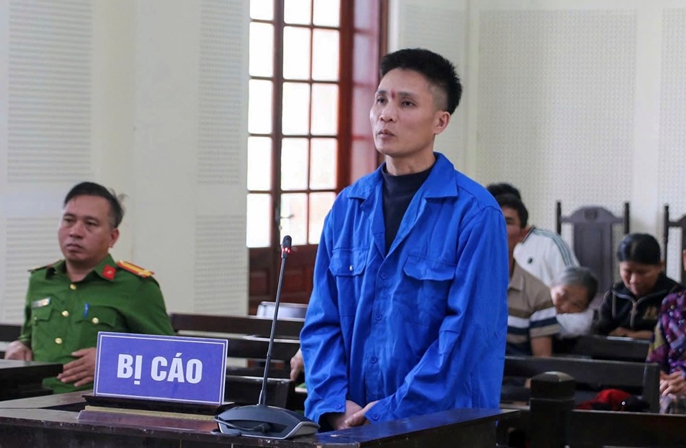 Người bố lĩnh án chung thân, mẹ già 70 tuổi gồng gánh nuôi 3 cháu nhỏ - ảnh 1