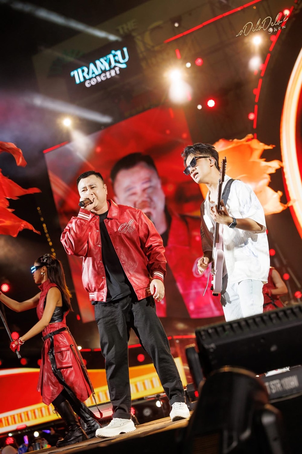 Những thần tượng toả sáng giữa “biển khơi” - ảnh 7