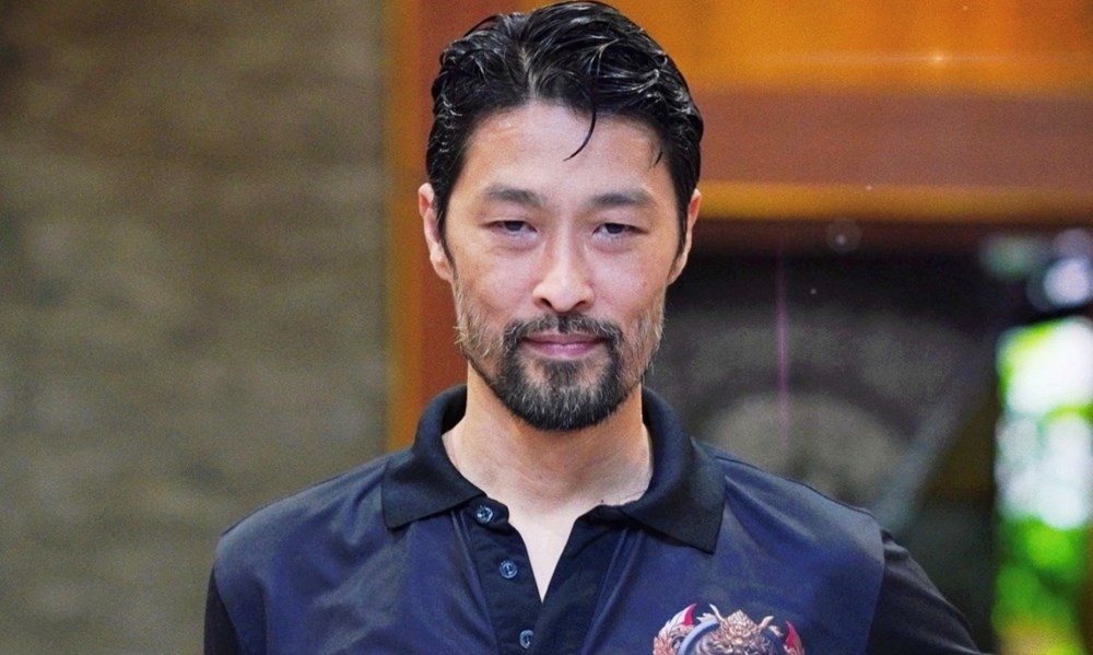 Johnny Trí Nguyễn trở lại màn ảnh Việt với “Hộ linh tráng sĩ - Bí ẩn mộ vua Đinh” - ảnh 2