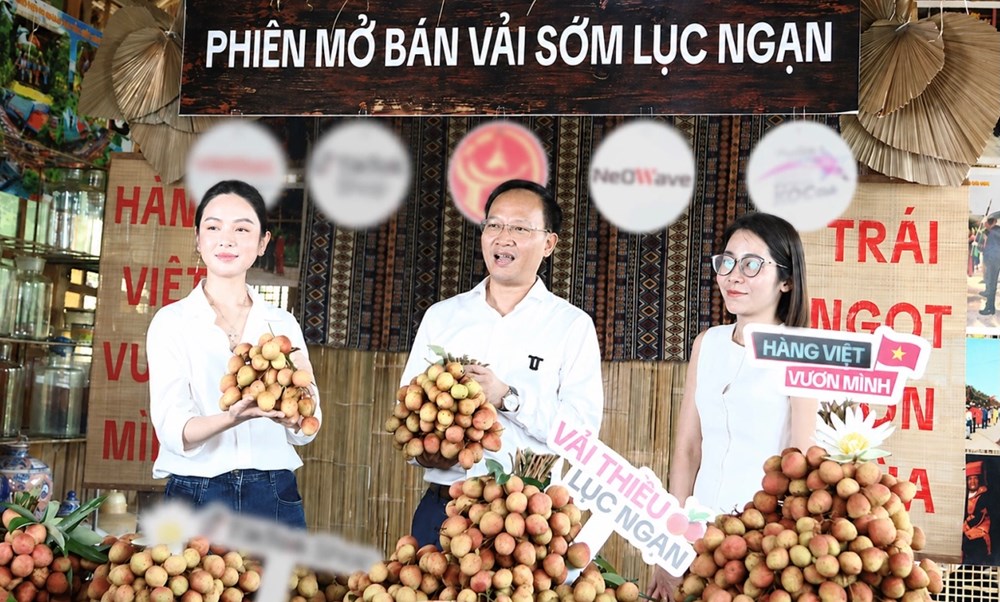 Phó Chủ tịch Bắc Ninh livestream, “chốt đơn” 31 tấn vải thiều chỉ trong một ngày - ảnh 1
