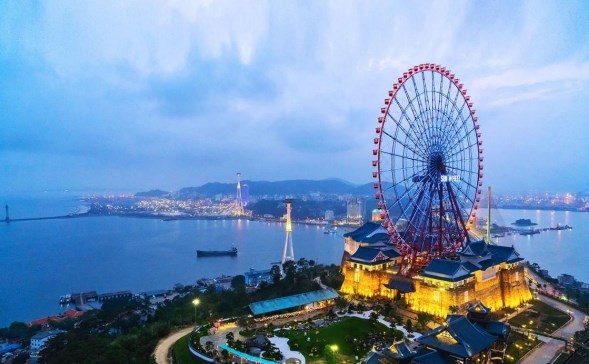 Quảng Ninh đạt tiêu chí đô thị loại I, tạo đà bứt phá du lịch và dịch vụ - ảnh 1