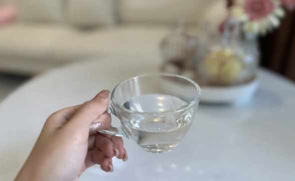 Thời điểm uống nước giúp phòng ngừa đột quỵ và nhồi máu cơ tim - ảnh 1