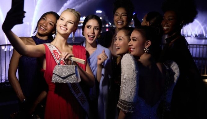 Thí sinh Miss World 2026 tặng quà tại Trung tâm Trợ giúp xã hội tỉnh Quảng Ninh - ảnh 7