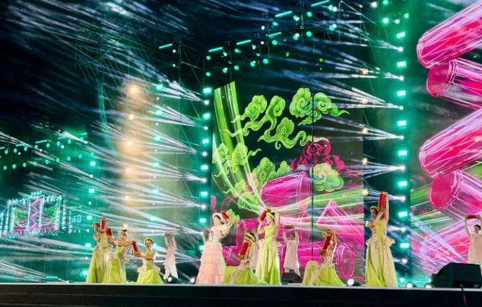 111 người đẹp Miss World mở màn hành trình tại Quảng Ninh - ảnh 4